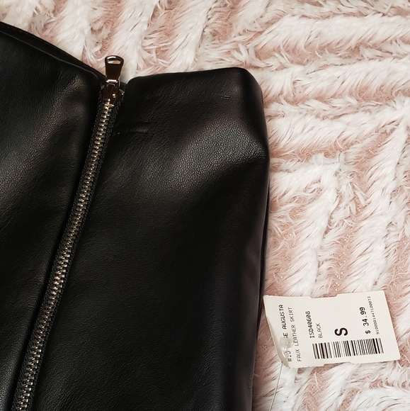 INA BLACK SKIRT - Picture 3 of 4